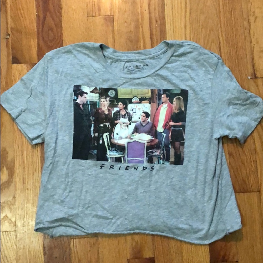 Friends cropped tee